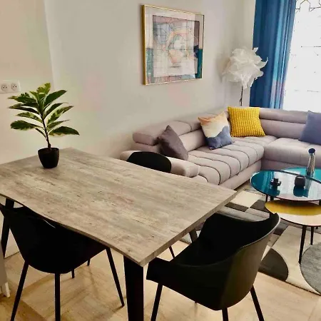 Appartement L38 Hobeika Fleur 7min Walk To Beach,free Park,balc&ac