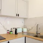 L38 Staywiz Us - Fleur 7min Walk To Beach,free Park,balc&ac *