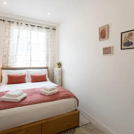 L38 Staywizus - Fleur 7min Walk To Beach, Free Parking Balcony & Ac Apartman *